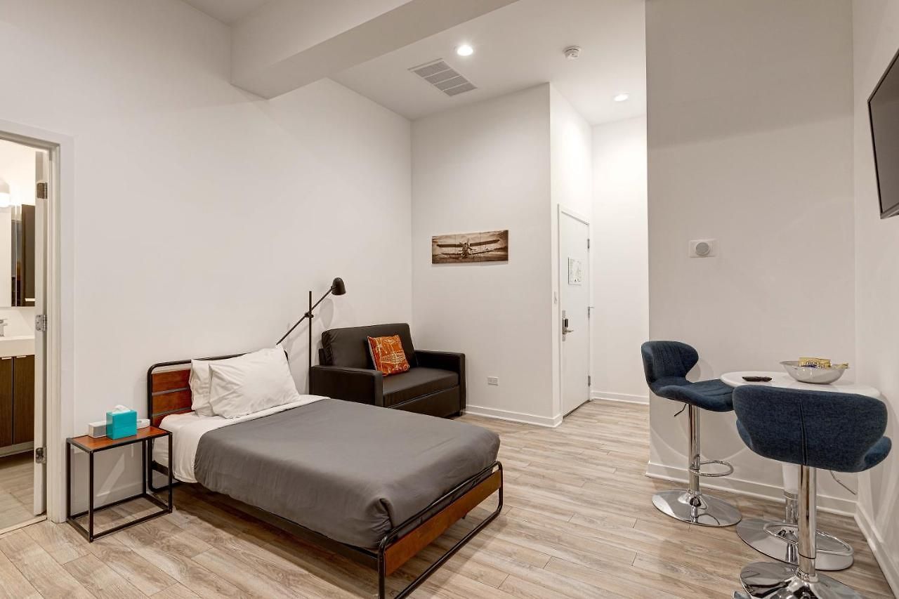 Hotel 105 By 747 Lofts