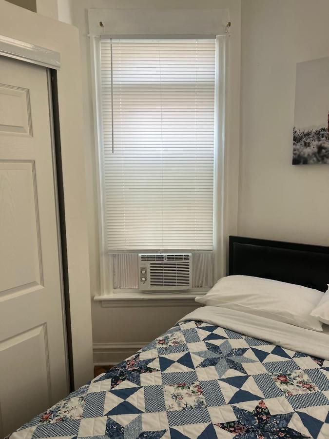 Hollywood Llc Homestay *