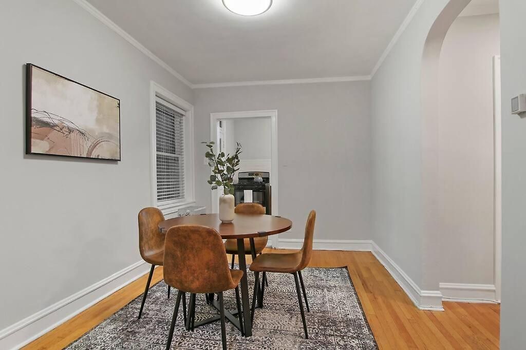 2br Well-furnished - Lockwood 3 Apartment Chicago