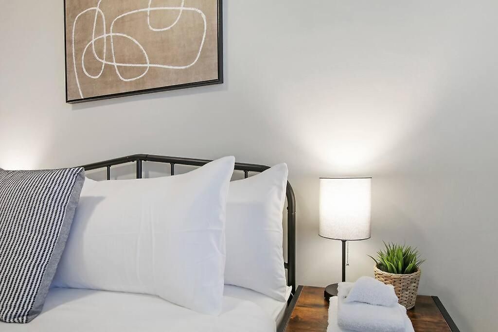 2br Well-furnished - Lockwood 3 Apartment *