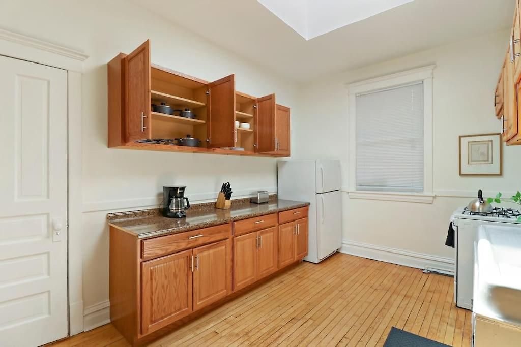 2-bedroom Cozy In Prime Location - Clark 2 Chicago