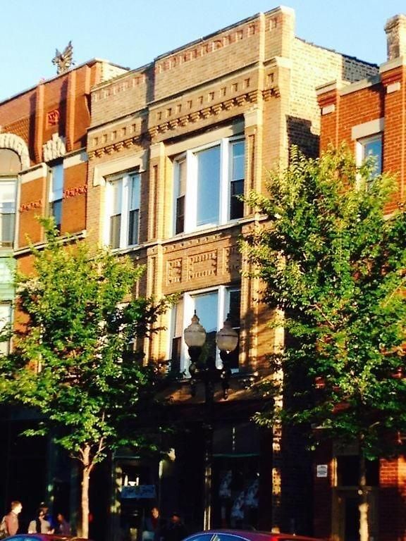 Bella On Taylor Street Chicago's Little Italy 1 Mile West The Loop & Uic Chicago