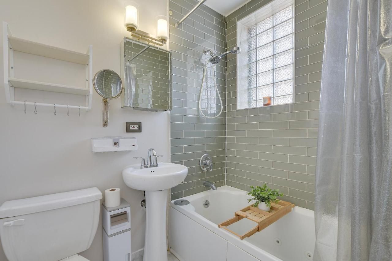 6 Mi To Dtwn Pet-friendly *