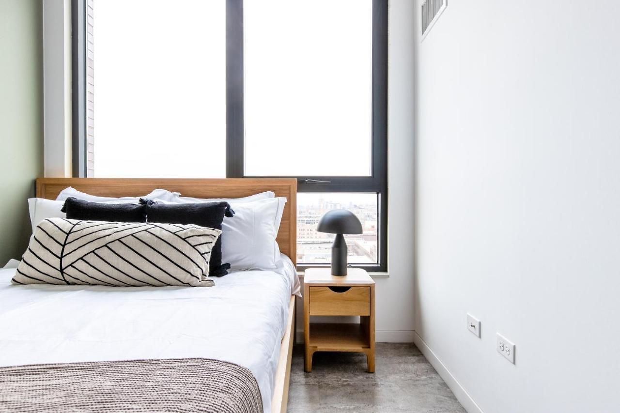 W Loop 1br W Pool Gym Nr Restaurant Row Chi-297 *
