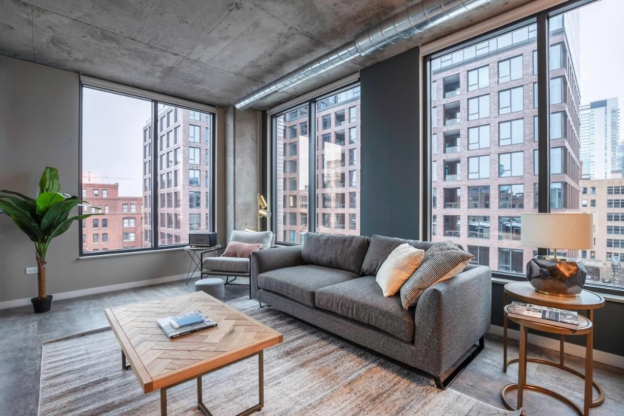 W Loop 1br W Gym Pool Wd Nr Fulton Mkt Chi-213 *