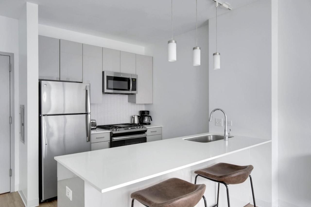 W Loop 1br W Gym Pool In Heart Of Greektown Chi-530 Chicago
