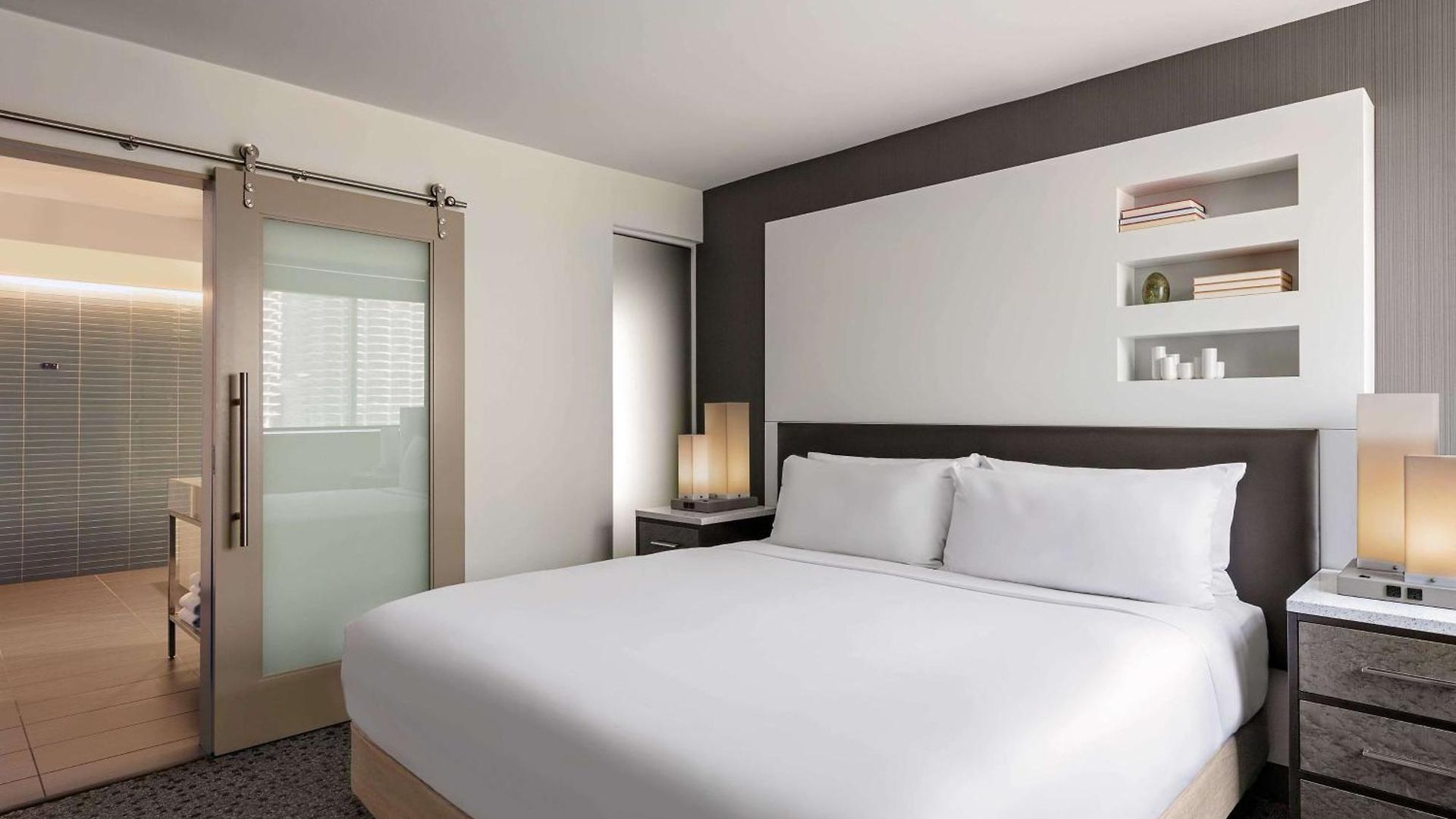 Hotel The Royal Sonesta Downtown 4*