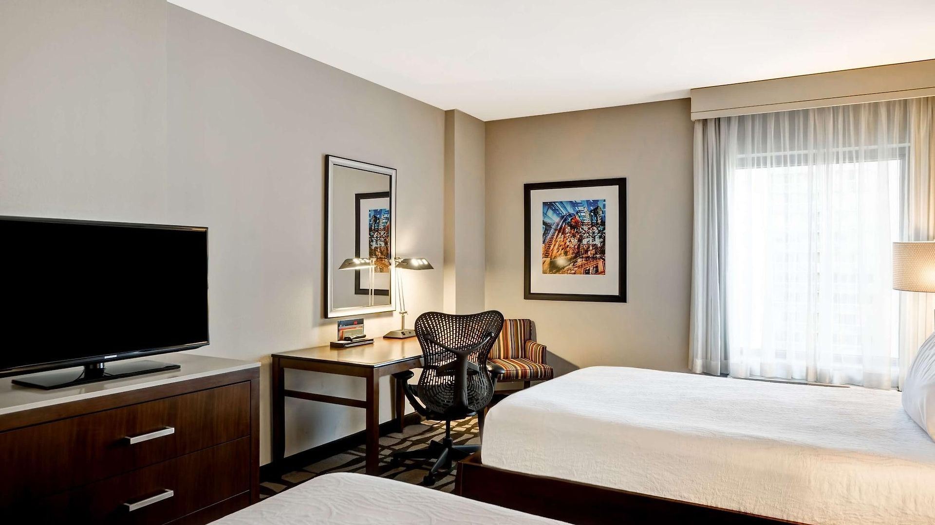 Hilton Garden Downtown/magnificent Mile Hotel 3*