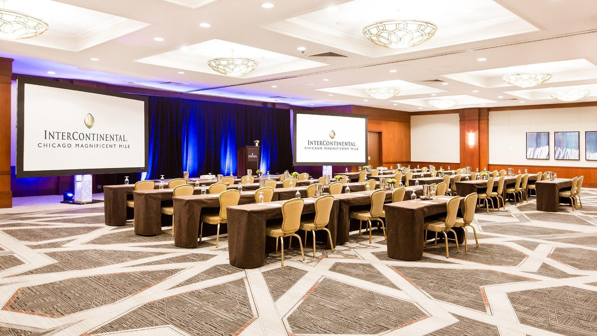Hotel Intercontinental Magnificent Mile By Ihg 4*