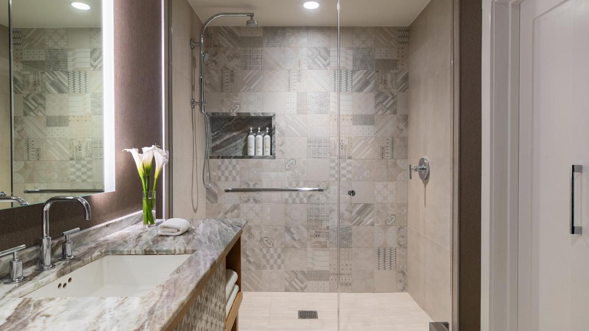 Hotel L7 By Lotte 4*