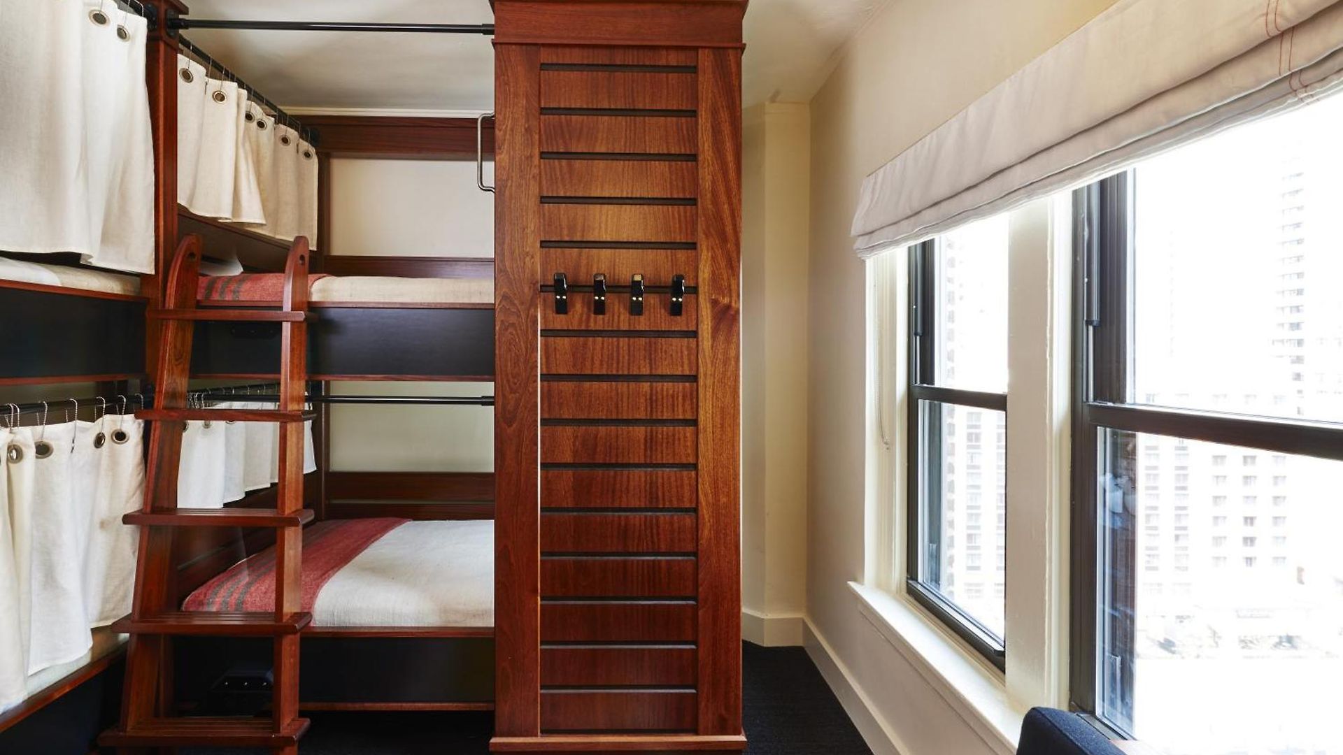 Hotel Freehand Chicago