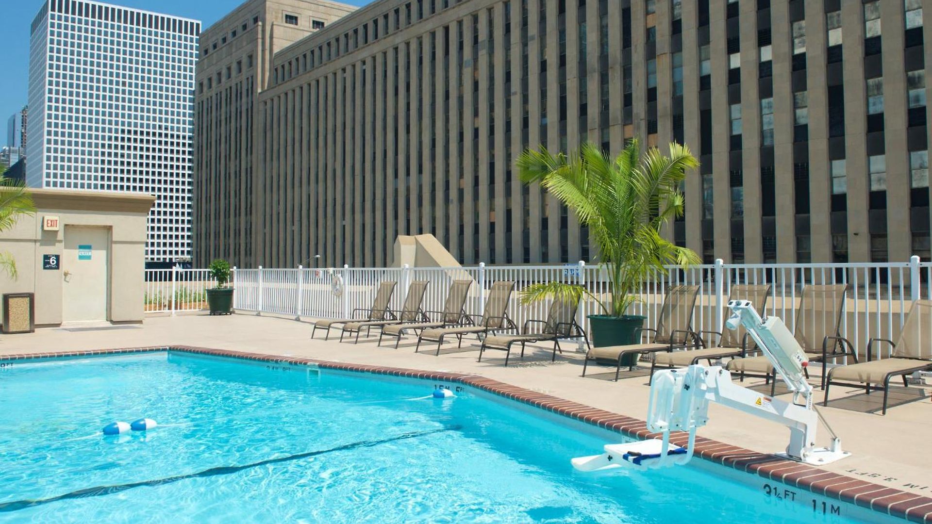 Hotel & Chicago-downtown By Ihg Chicago