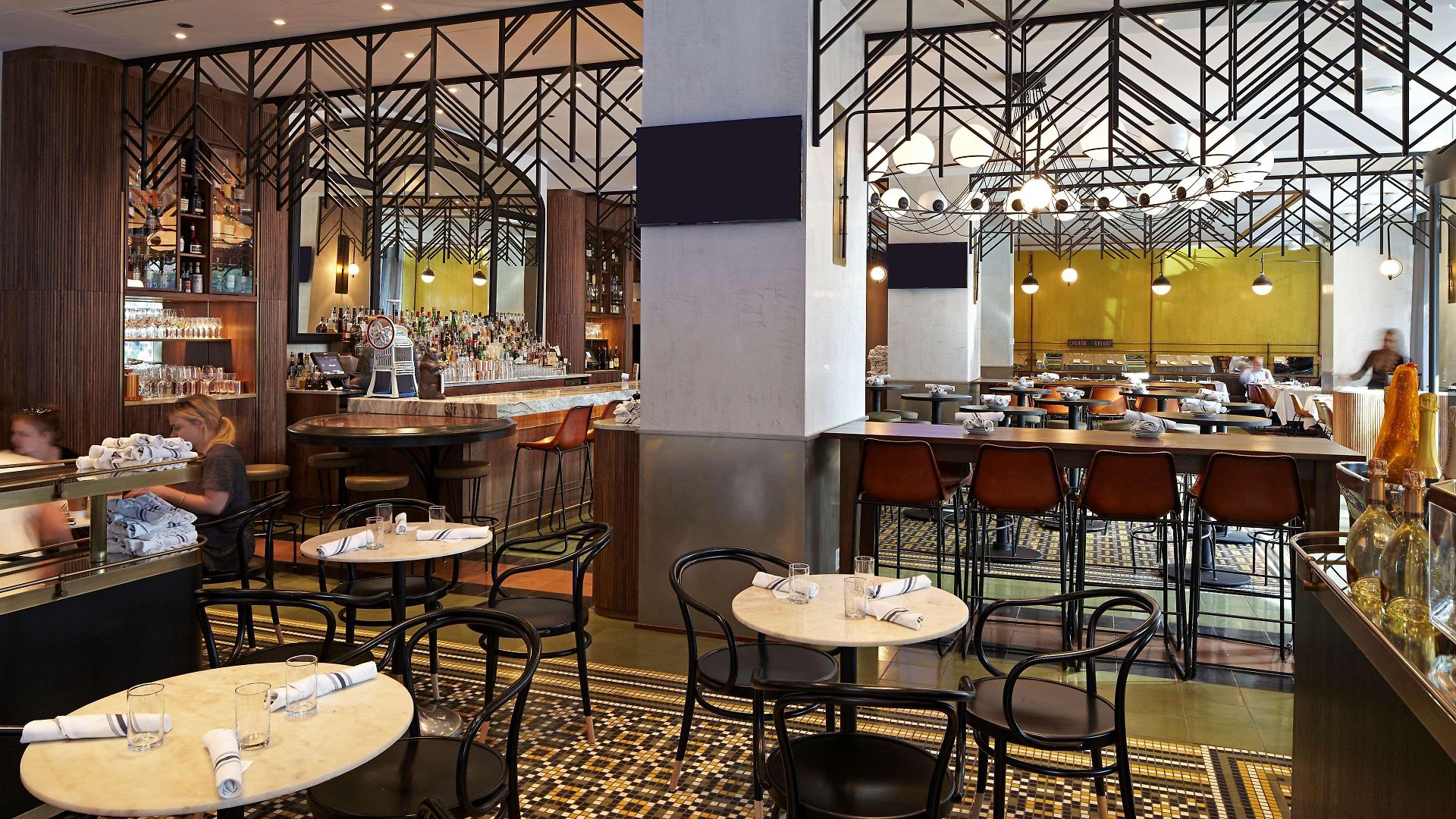 Hyatt Centric The Loop 4*