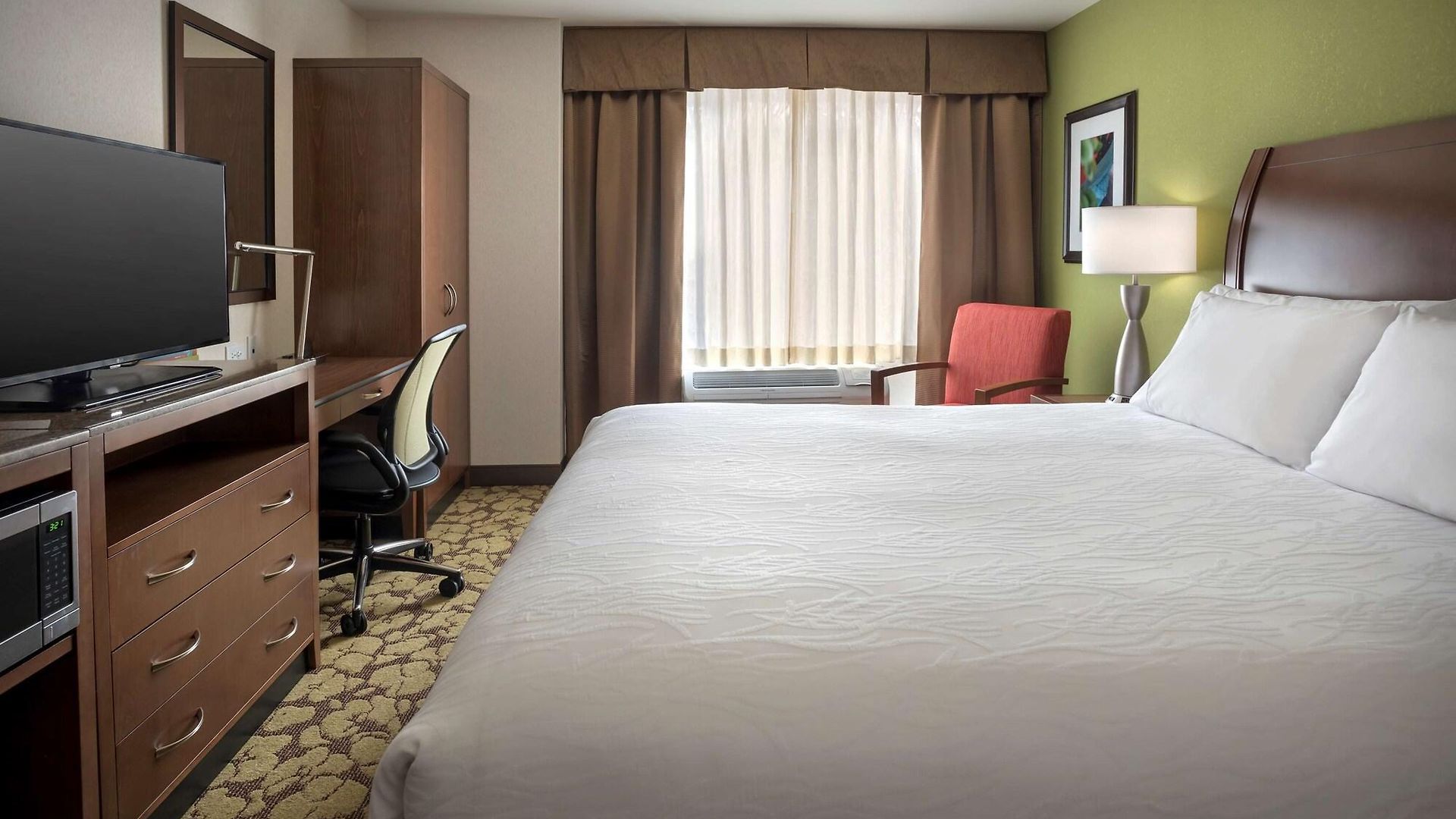 Hilton Garden Downtown Riverwalk