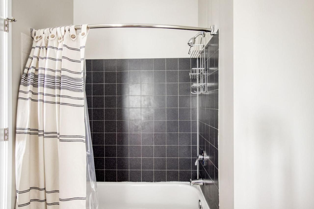 South Loop 2br W Gym Roof Nr Grant Park Chi-770 Chicago