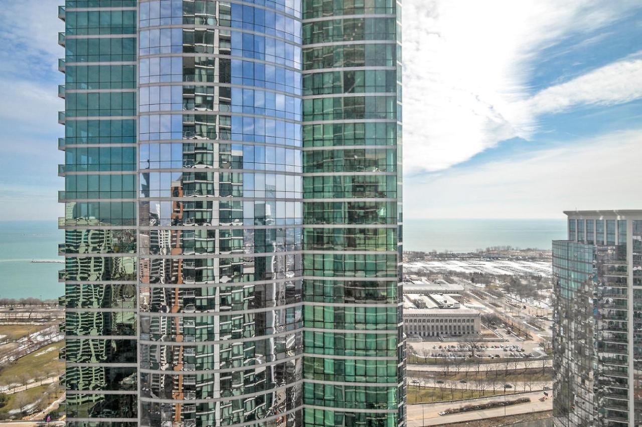 Apartment S Loop 2br W Pool Gym Next To Grant Park Chi-606 Chicago