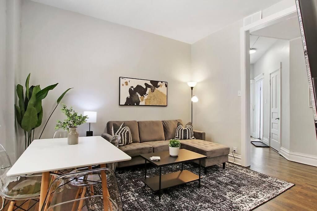 Apartment Enchanting 2-bedroom In - Clark 4 Chicago