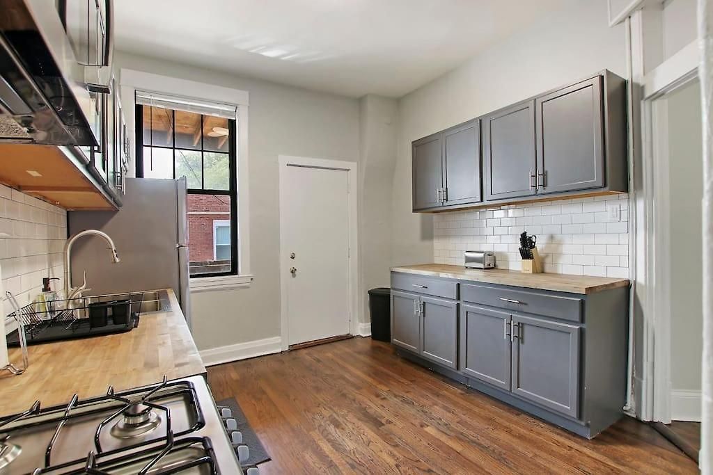 Enchanting 2-bedroom In - Clark 4 Apartment