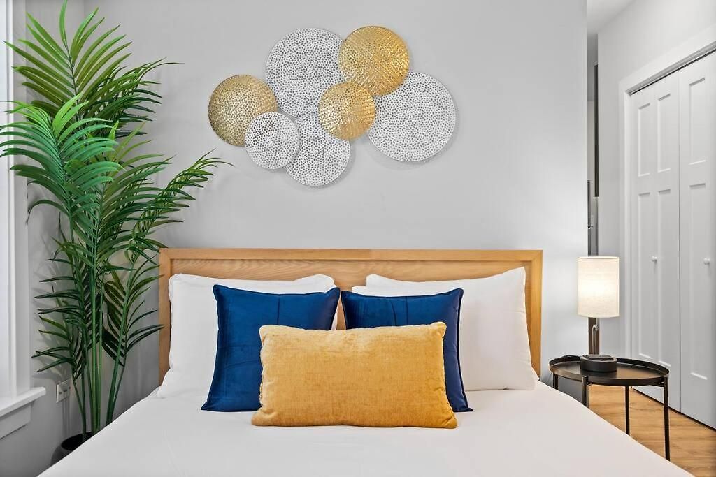 Stylish And Functional Studio Apartment - Brompton 61-66 Rep * Chicago