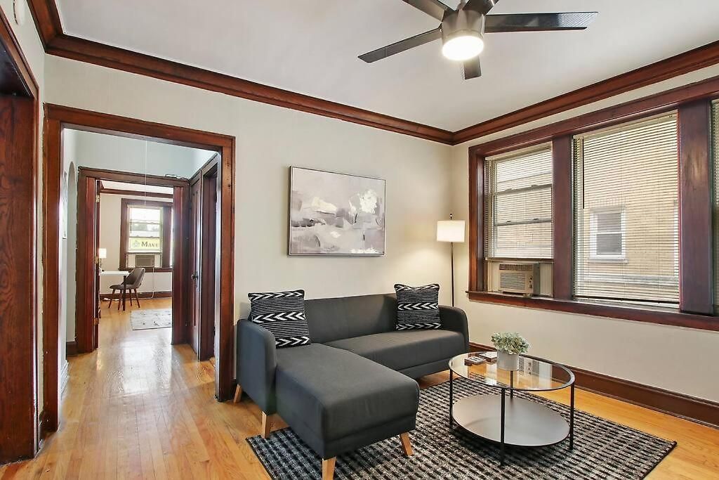 Apartment Warm & Inviting 2br - Fullerton 1b *