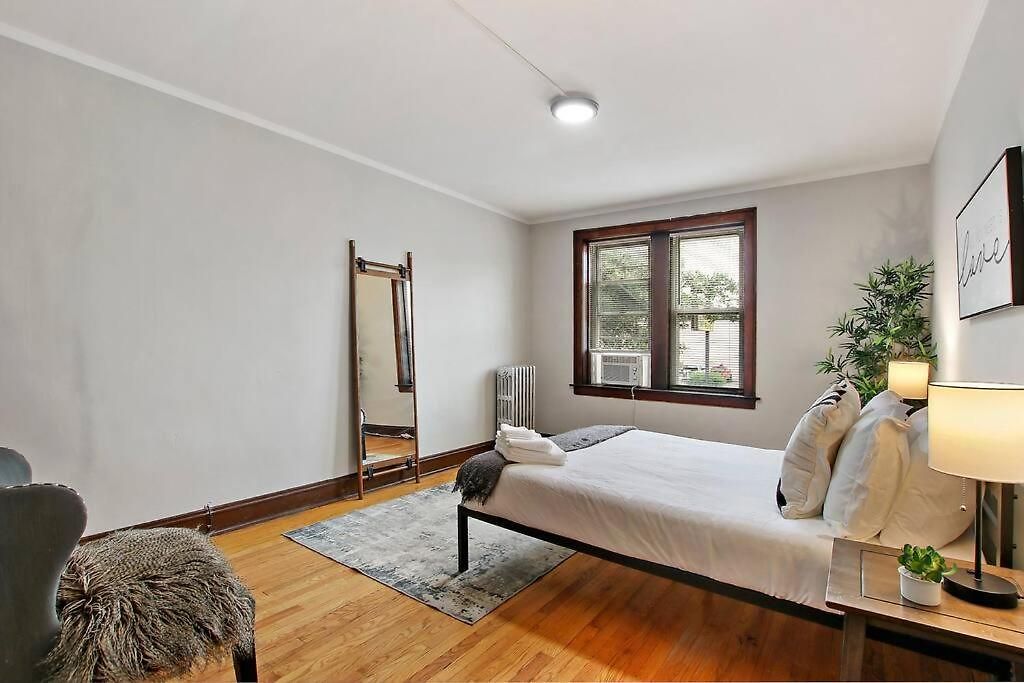 Warm & Inviting 2br - Fullerton 1b Apartment *