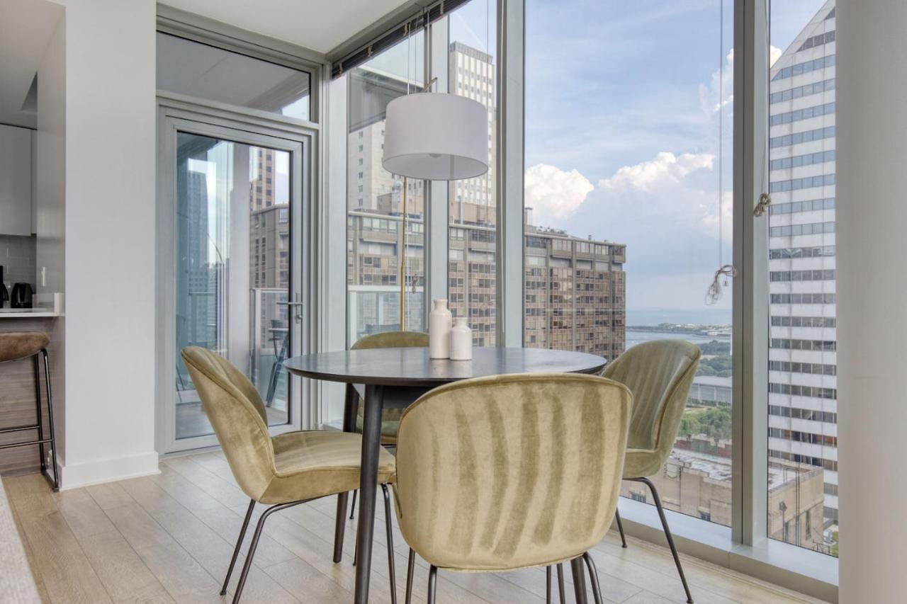 Loop 2br W Gym Playroom Pool Close To L Chi-960 *