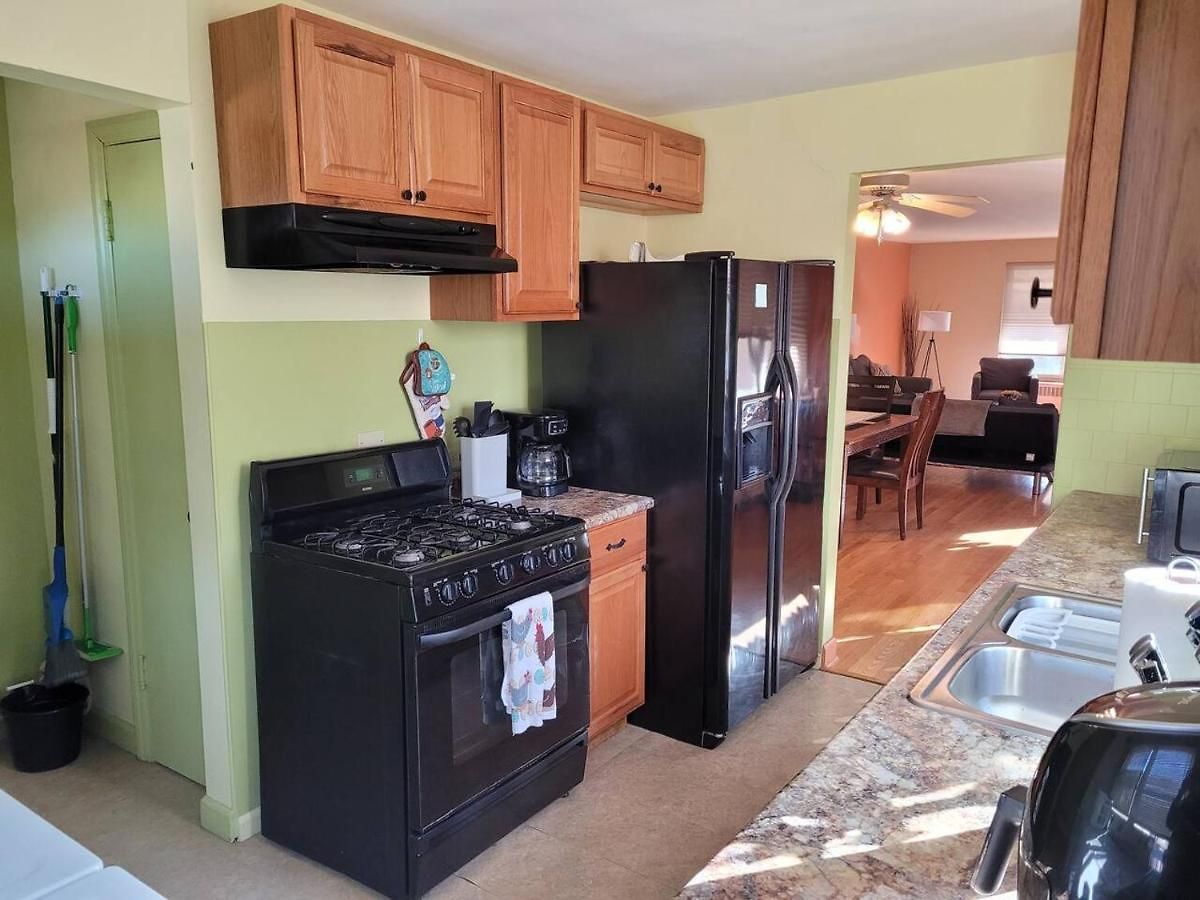 Apartment Great Getaway 2 Bedrooms Sleeps 1 To 4 Chicago