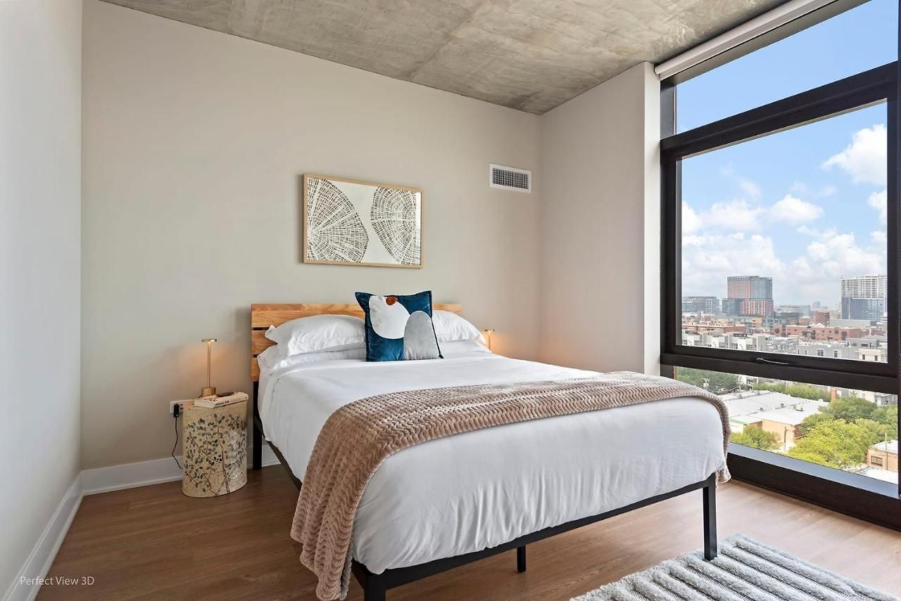 Sage Modern Near Union Park In West Loop * Chicago