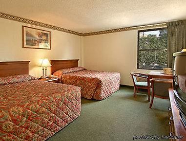 Super 8 By Wyndham Il Chicago