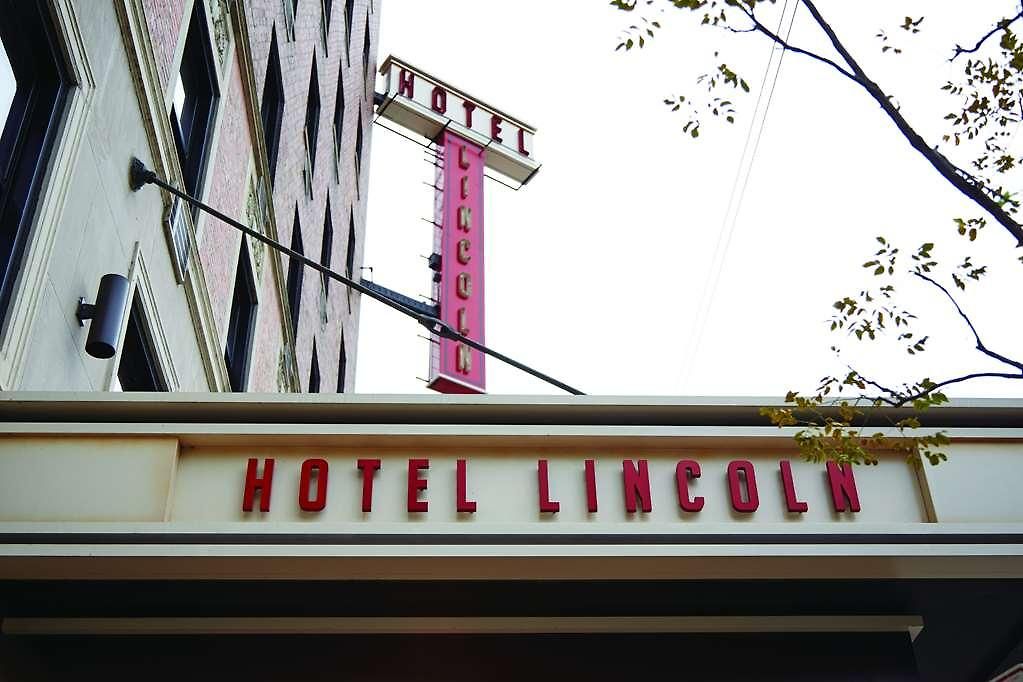 Lincoln Hotel *