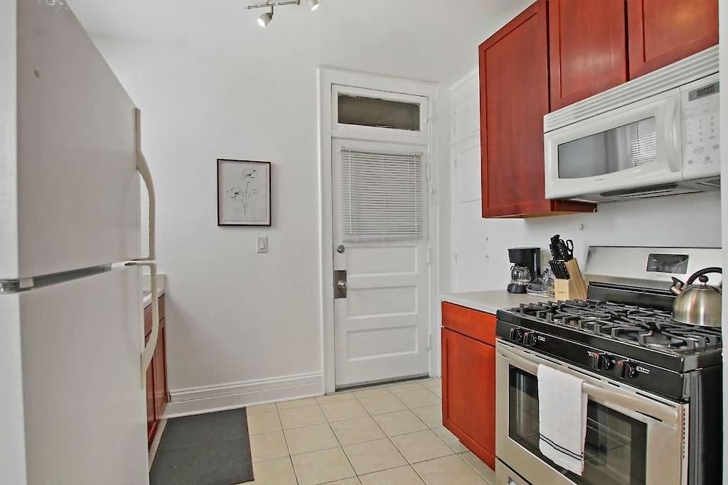 Ideal, Spacious & Furnished 1br - Cullom C2 * Chicago