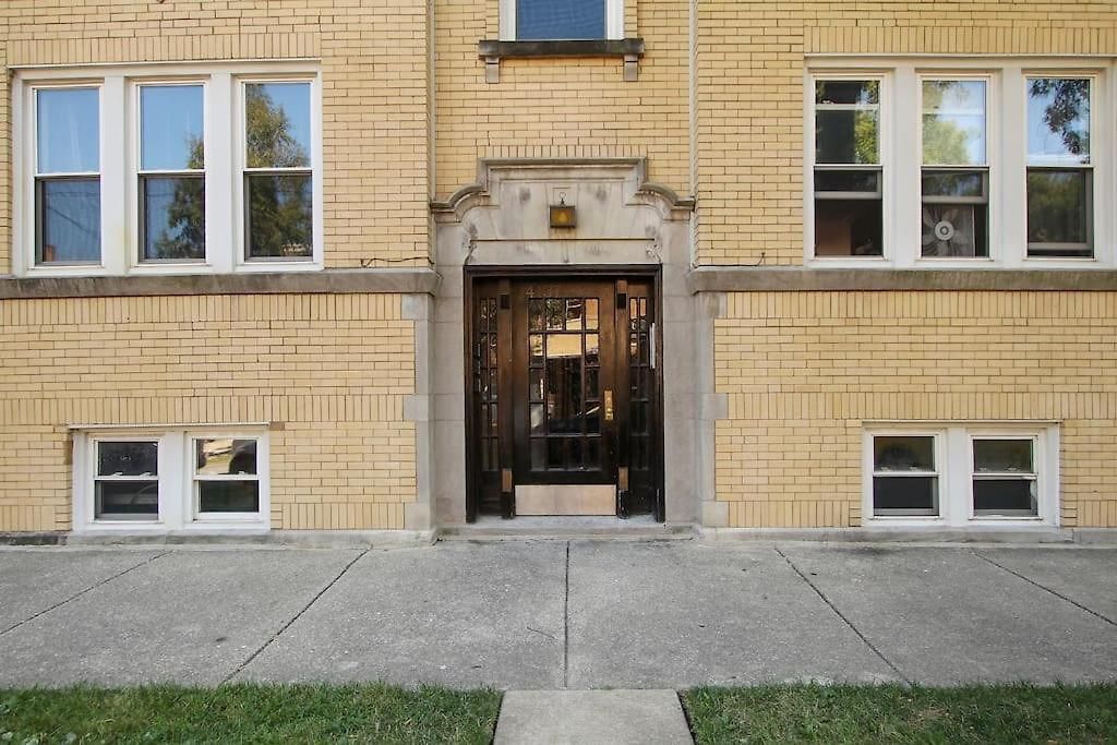 Ideal, Spacious & Furnished 1br - Cullom C2 Apartment