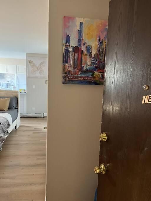 Apartment Luxury King Bed • Remodeled Safe Chicago Condo *