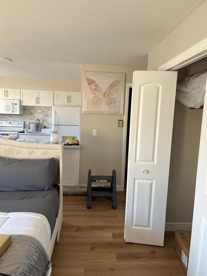 Apartment Luxury King Bed • Remodeled Safe Chicago Condo *