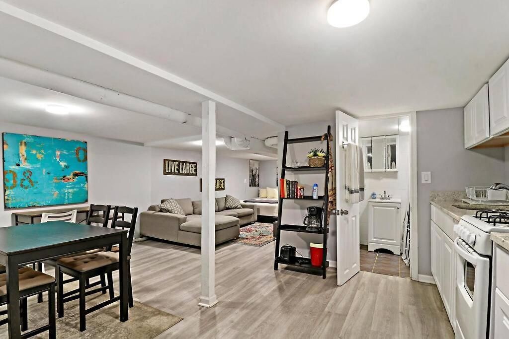 Cozy North Side Oasis * Chicago