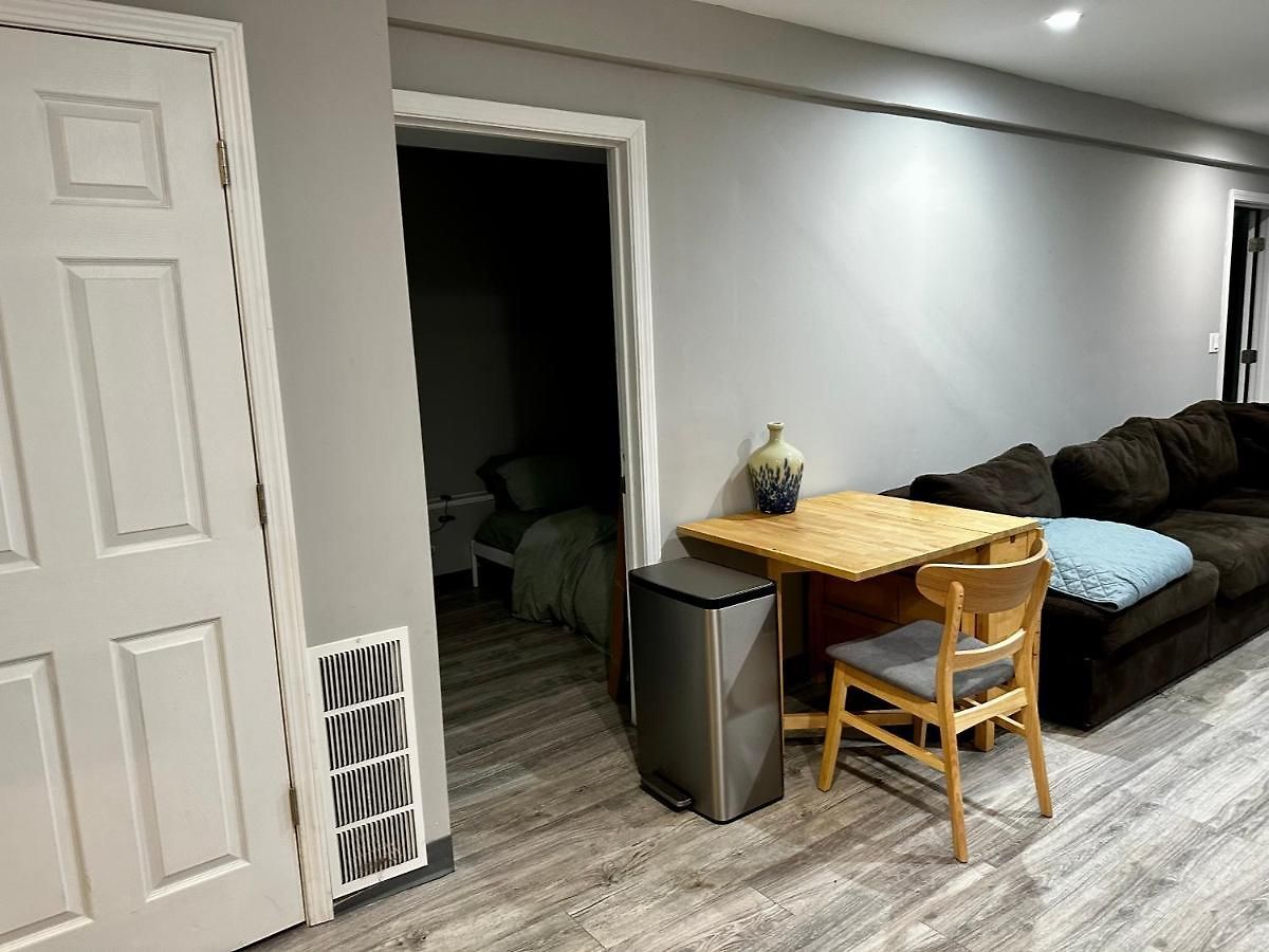 Apartment Cozy & Spacious In Irving Park