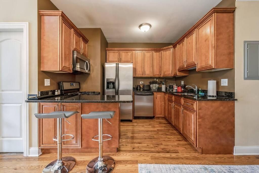 Lovely 2 Bed 3 Miles From Dt W Free Parking Chicago