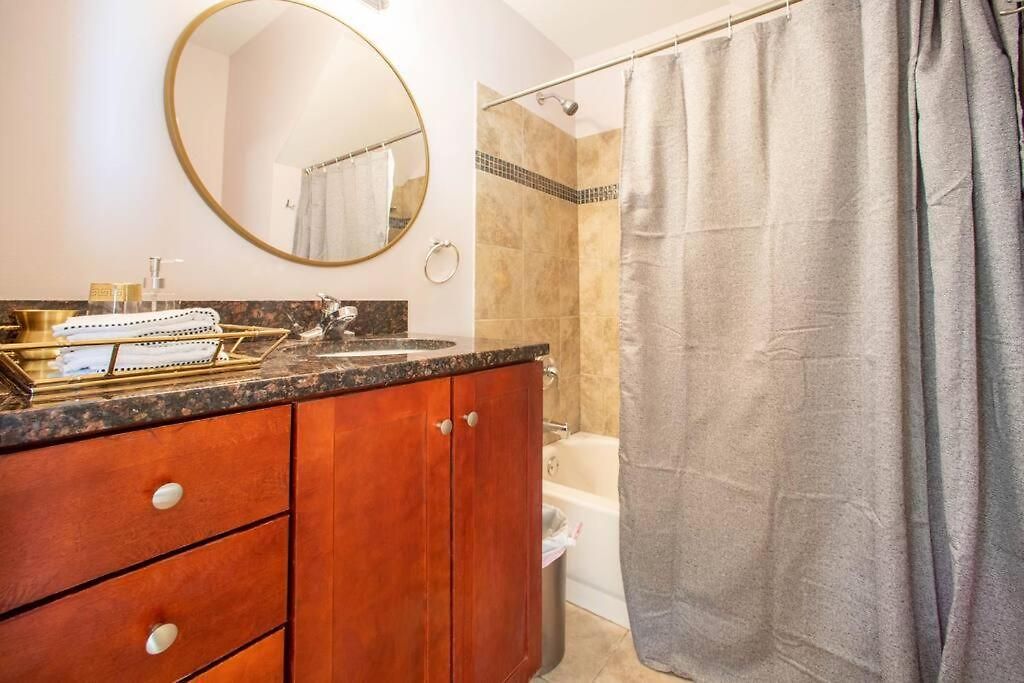 Getaway In The Heart Of Pilsen