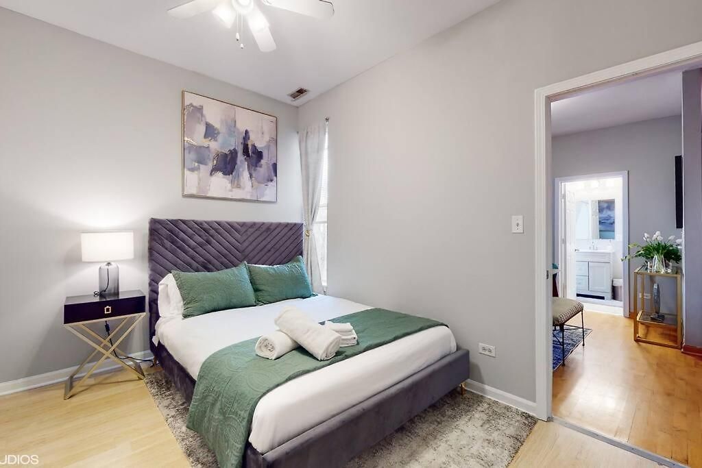 Chic L Near Downtown & Il Medical District *