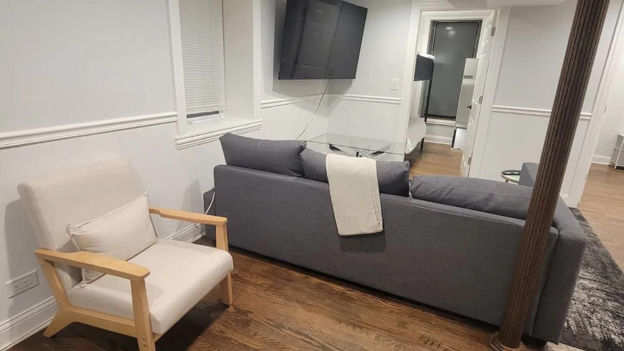 Stylish Cozy 2br Near Train Station Groceries *