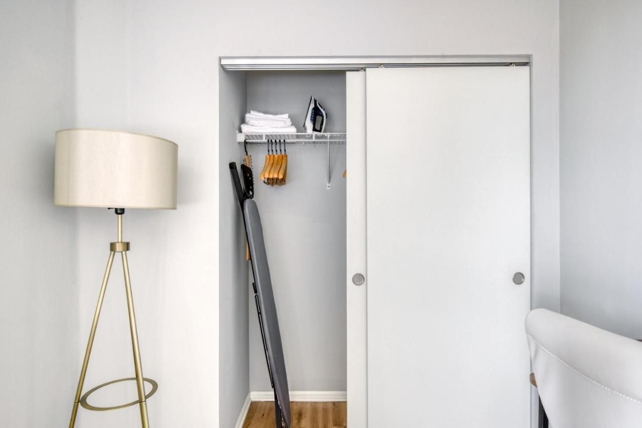 Lakeview 2br W Patio Wd Nr Wrigley Field Chi-458 Apartment