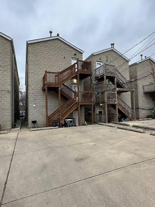2-bed 2-bath - Close To Uc W/ Free Parking Apartment