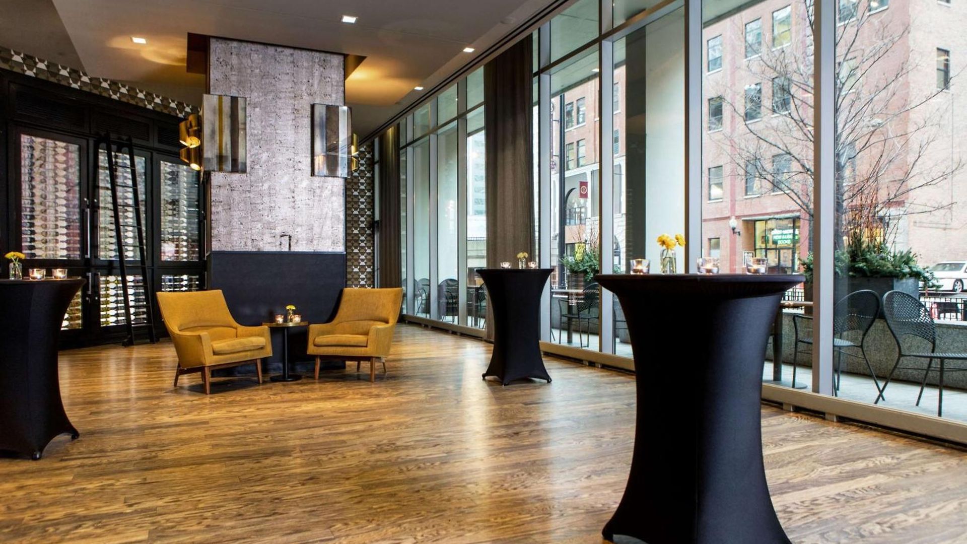 The Royal Sonesta River North Hotel 4*