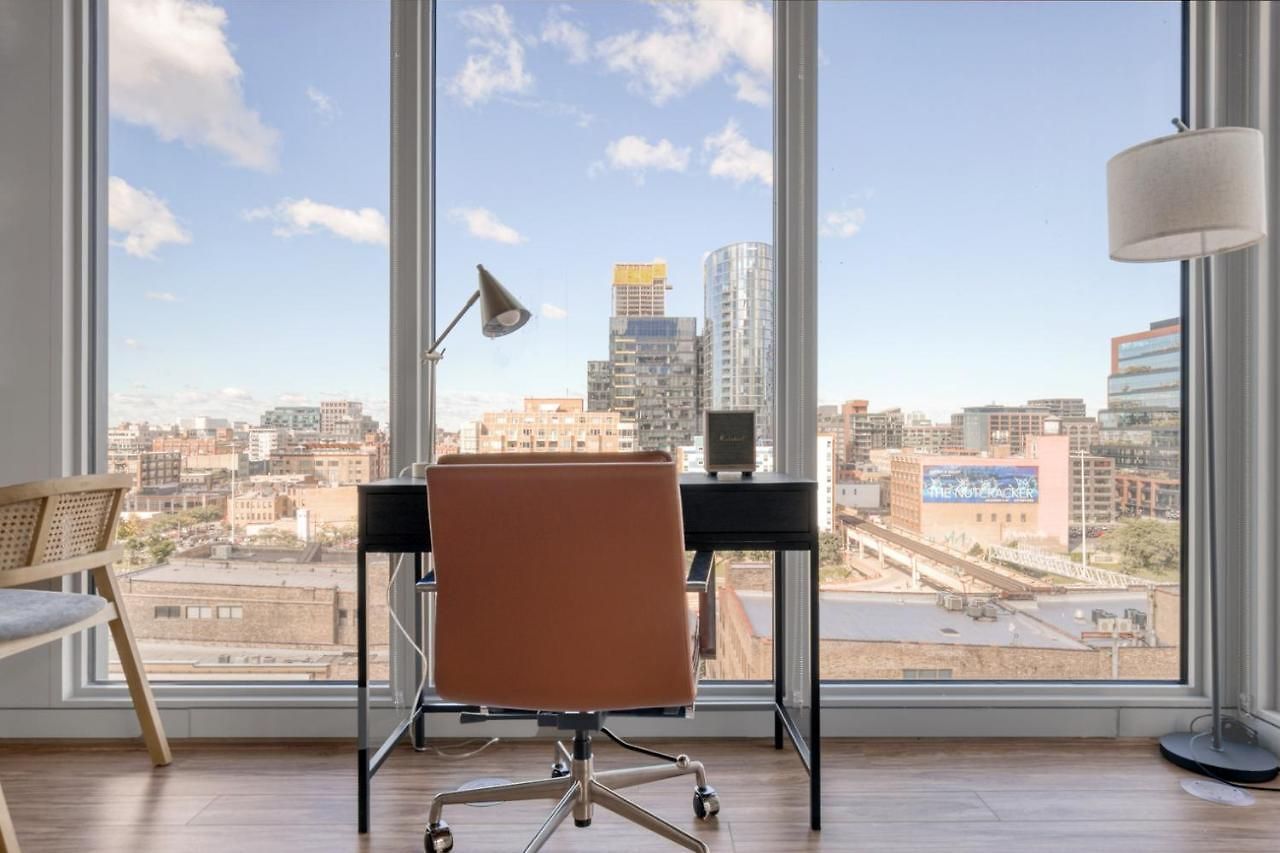 W Loop 2br W Pool Gym Lounge Nr L Chi-748 * Chicago