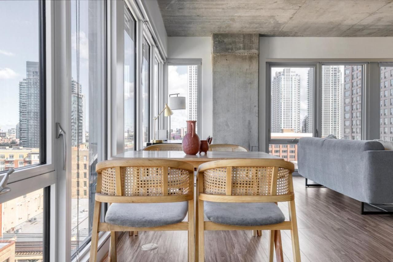 W Loop 2br W Pool Gym Lounge Nr L Chi-748 Apartment Chicago