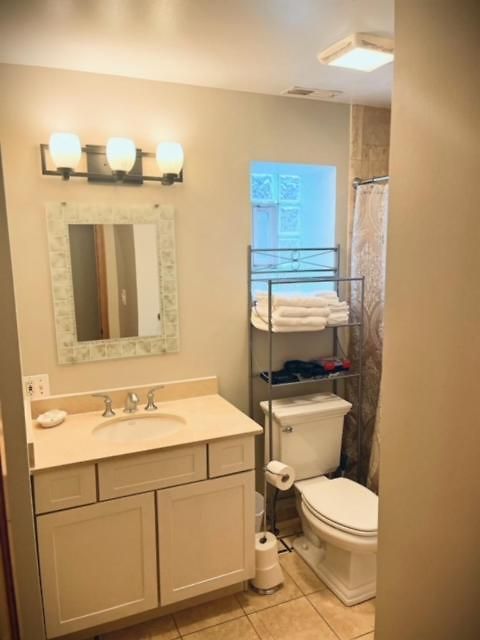 3bd/2ba In Historic Hyde Park Neighborhood W/ Parking Near Of Chicago