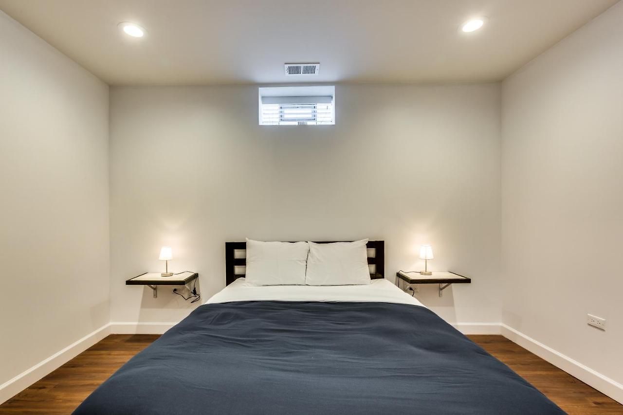 Apartment Converted Store Front Lets Live Like A Local In The Heart Of It All!