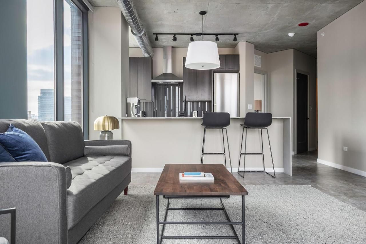 W Loop 2br W Gym Pool Nr Fulton Mkt Chi-254