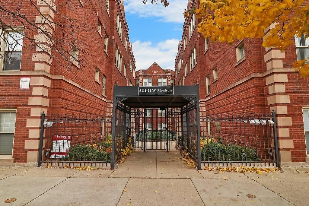 Cozy 2br - Perfect For A Seamless - Montrose 1a Apartment