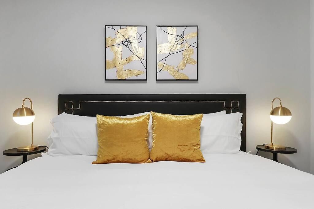 Cozy 2br - Perfect For A Seamless - Montrose 1a Apartment Chicago